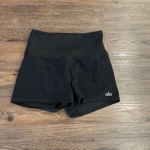 ALO Yoga Women's Black High-Waist Shorts